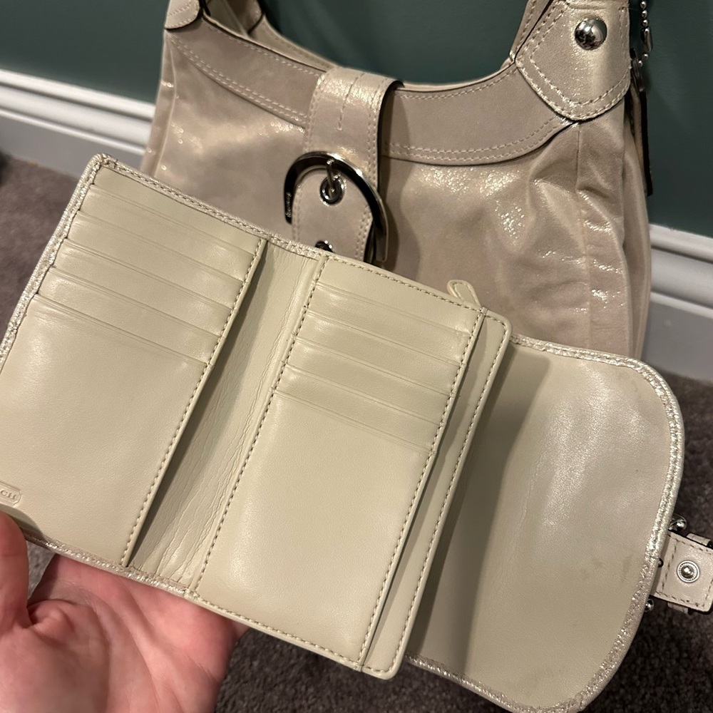 Coach Soho Lynn Hobo bag and matching wallet - Picture 5 of 11